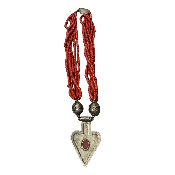 Vintage Chunky 6 Strands  Red Glass Bead Necklace Heart Pendant - Picture 1 of 9
